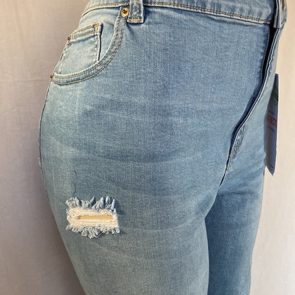 CLEARANCE CELEBRITY PINK Jeans”THE BESTIE”Girlfriend Distressed Ripped Sz 24 NWT - Picture 9 of 10